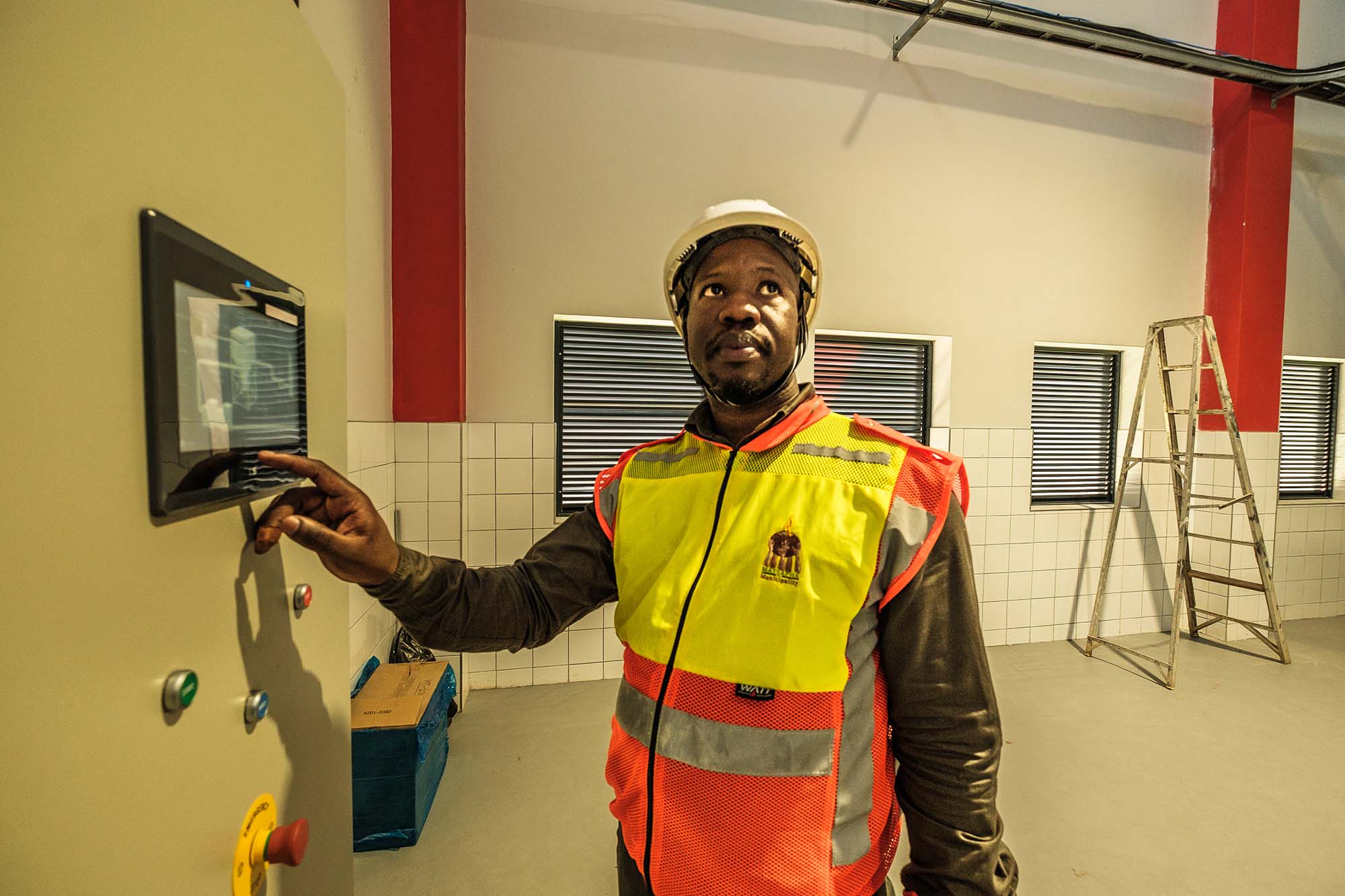 Mancoba Zwane, director of Environmental Health and Community Services of the Matsapha Municipality, in Eswatini’s new centralized healthcare waste management facility. “This is the first-of-a-kind facility for Eswatini. It will safely and effectively manage medical waste for the entire country,” he says.